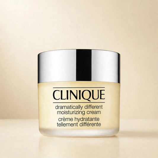 Clinique Dramatically Different Moisturizing Cream – 50ml/1.7oz — lifestyle photo