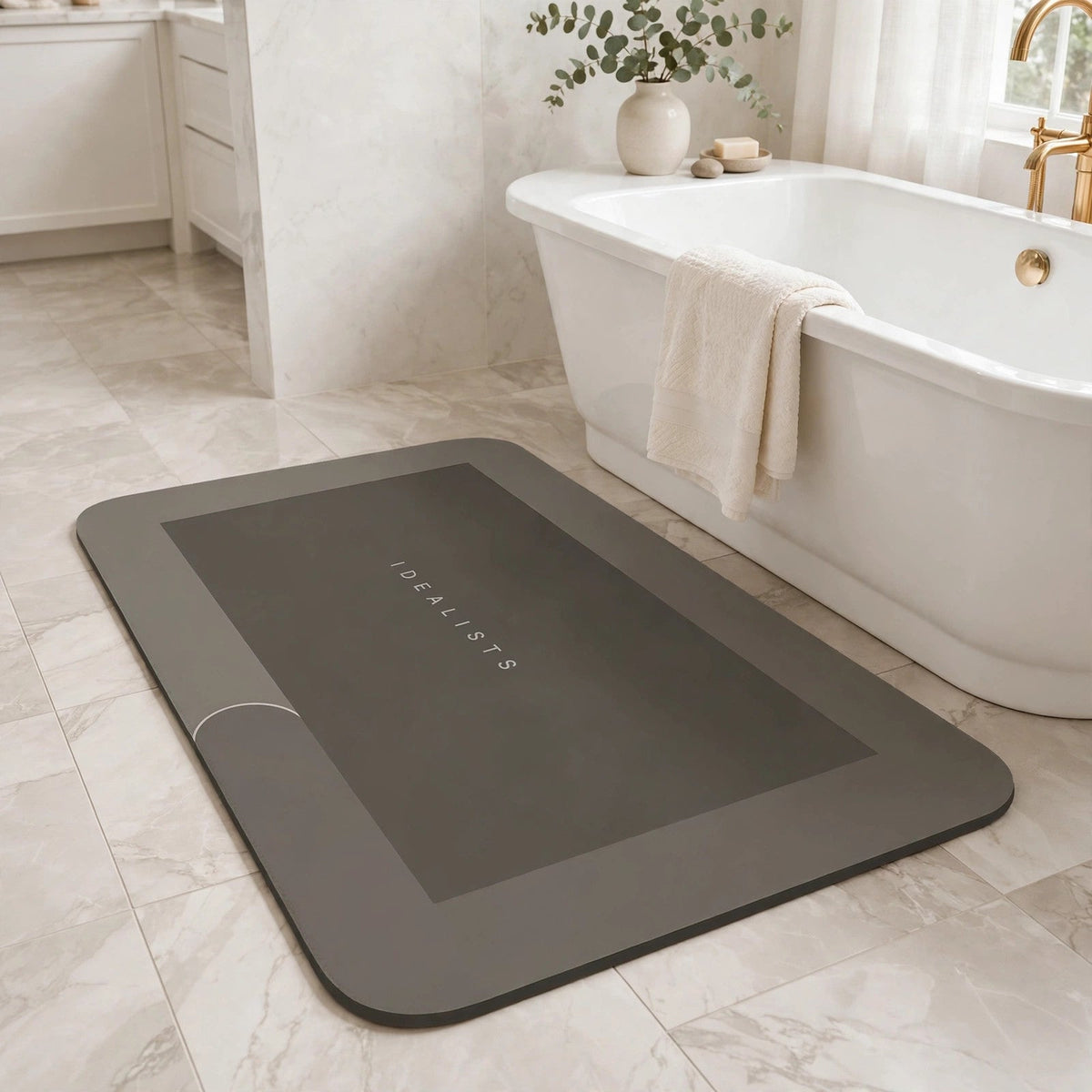 Diatomaceous Earth Bath Mat IDEALISTS in bathroom